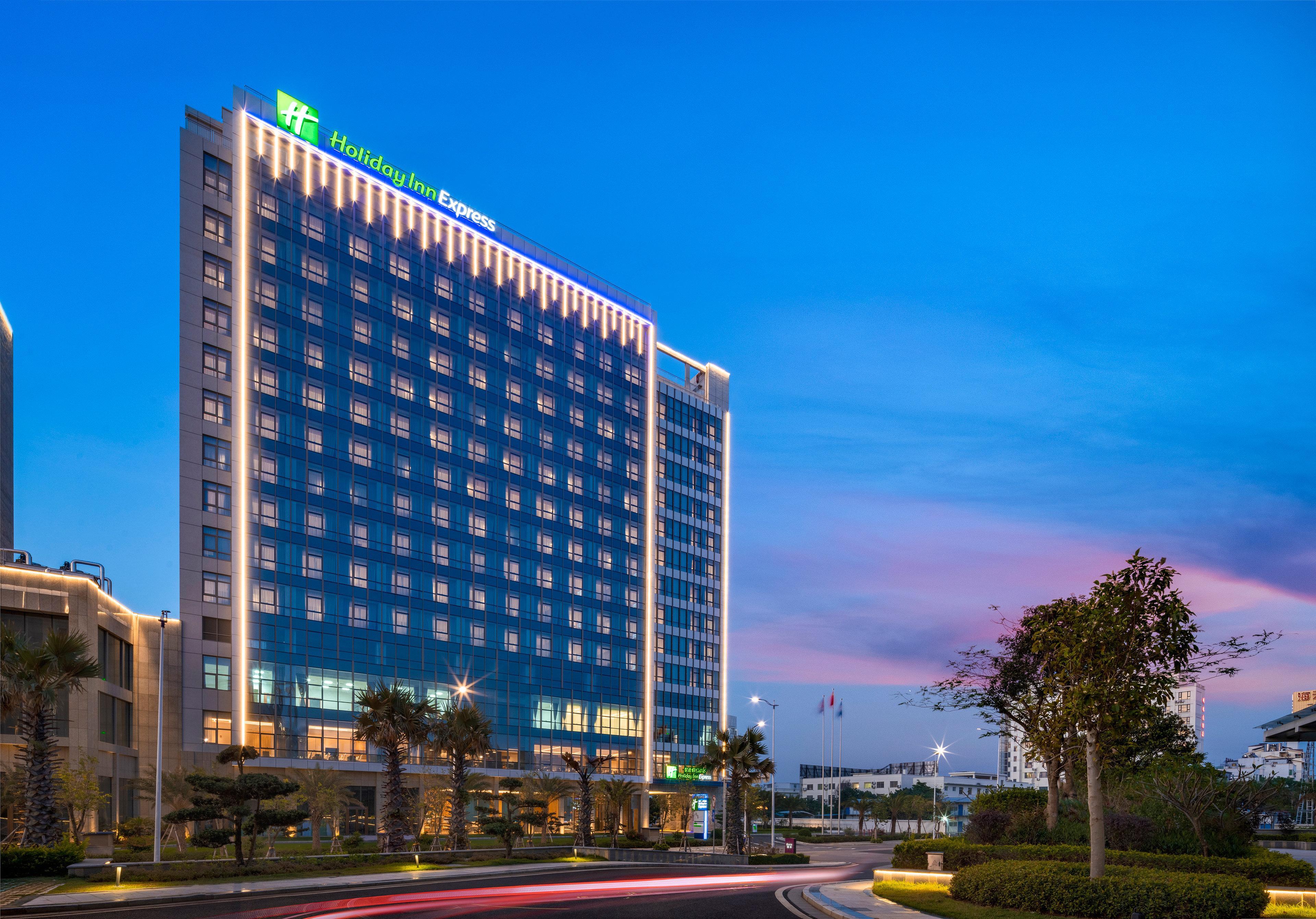 Holiday Inn Express Beihai Silver Beach, an IHG Hotel Exterior foto
